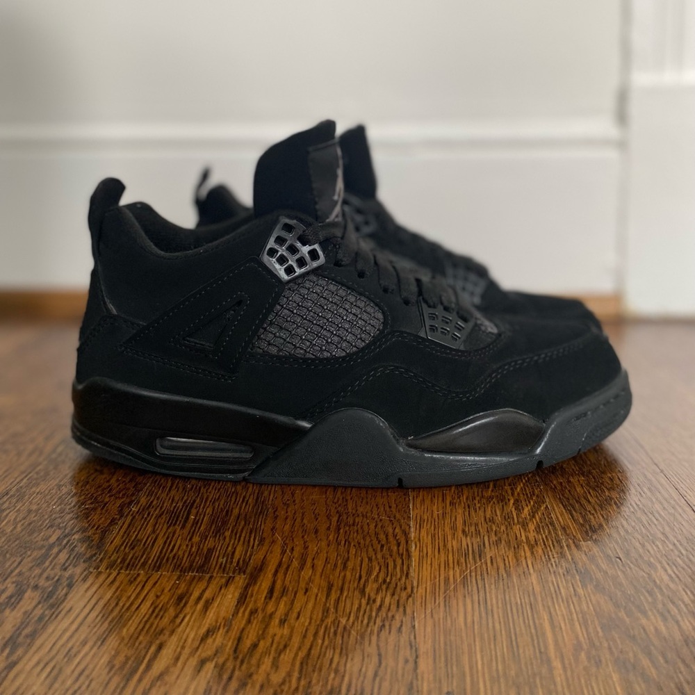 Air Jordan 4 Black Cat Retro Athletic Shoes